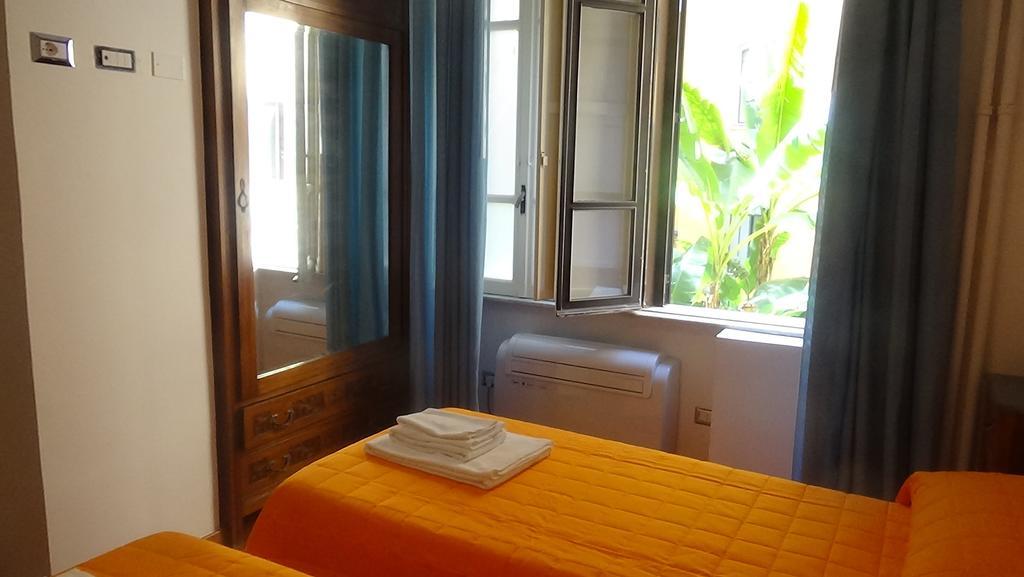 Bed And Breakfast Adduci'S House โรม ภายนอก รูปภาพ