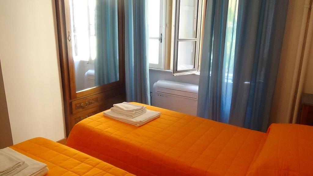 Bed And Breakfast Adduci'S House โรม ภายนอก รูปภาพ